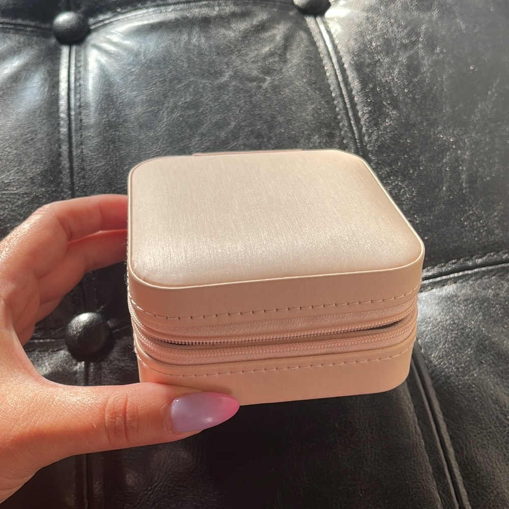 Jewelry Box - Picture 5 of 5